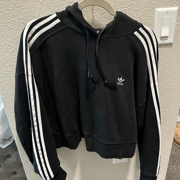 adidas Sweaters - BLACK Adidas Cropped Hoodie